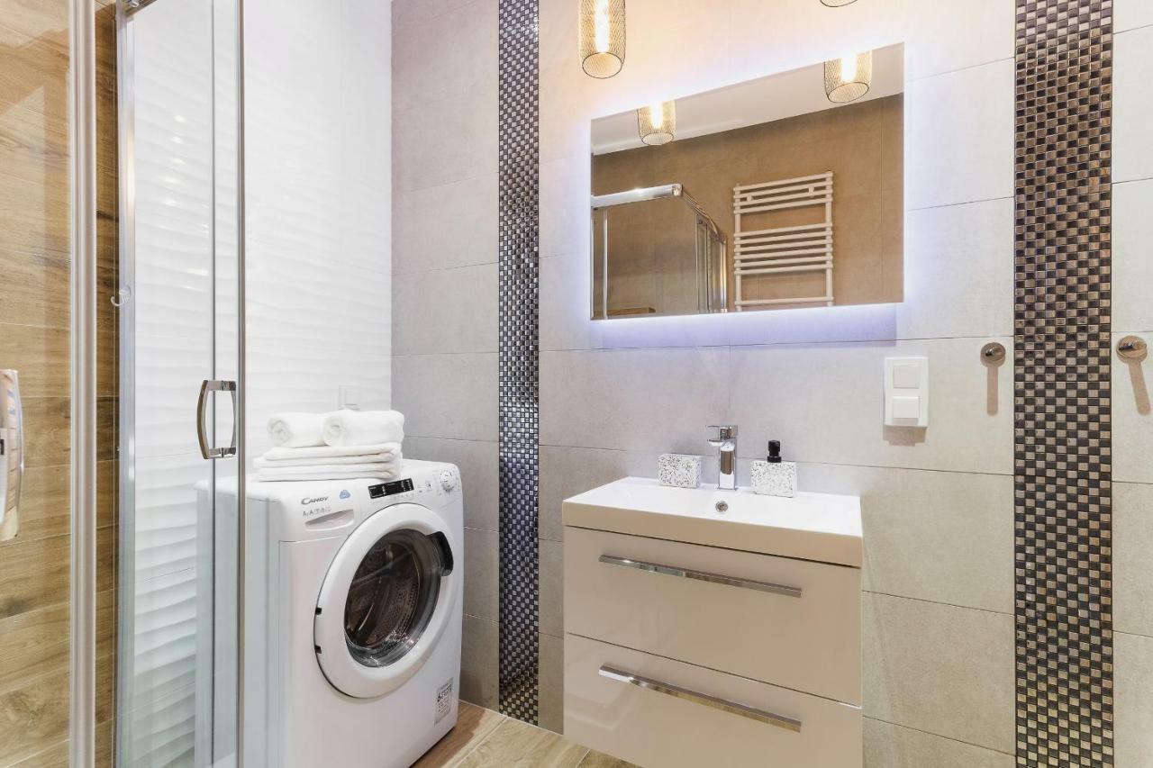 Tauron Arena Elegant Apartment Dabska By Noclegi Renters Krakow Dış mekan fotoğraf